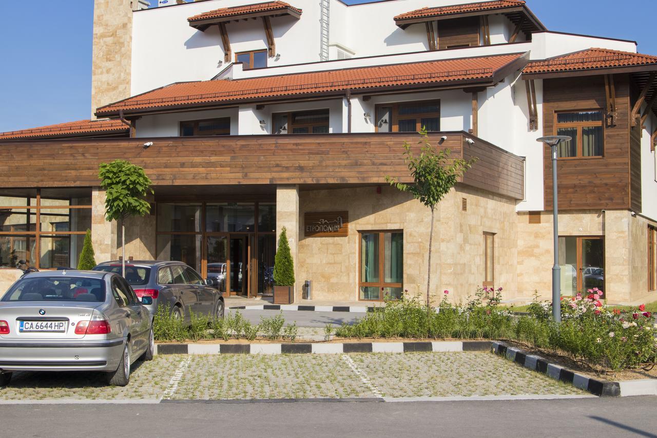 Hotel Etropolia Etropole ภายนอก รูปภาพ